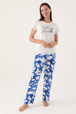 Pierre Cardin - Pierre Cardin Yazlık Kadın Pijama Takım, %100 Pamuk, Alt Cepli ve Desenli, Üst Yuvarlak Yaka Düz Renk (1)